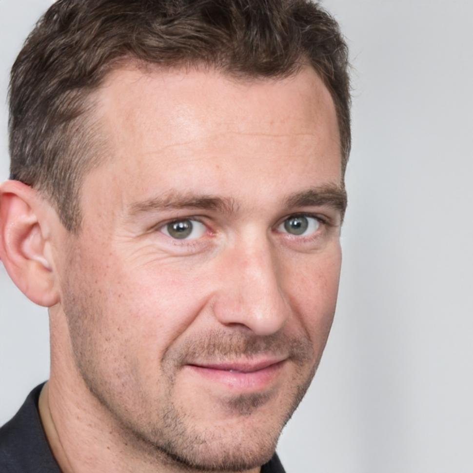 Professional financial educator and consultant